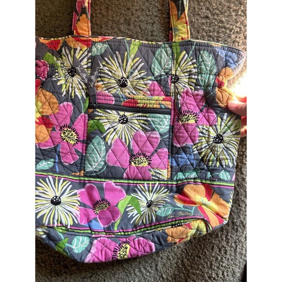 Vera Bradley Large Bag Jazzy Blooms Gray Pink Purse Shoulder Tote Floral Clean - Picture 2 of 7
